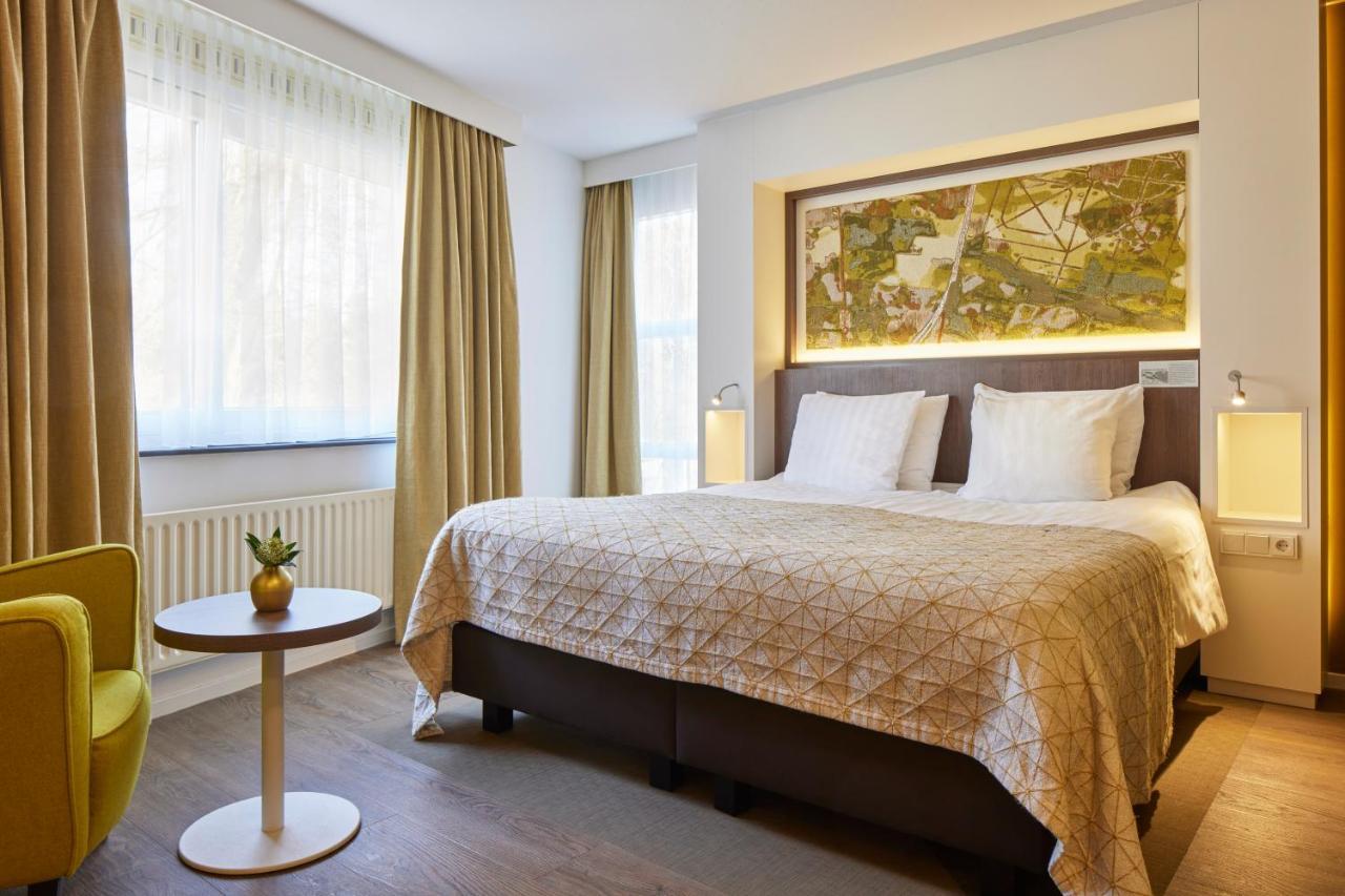 Auberge Du Bonheur Tilburg Eksteriør billede