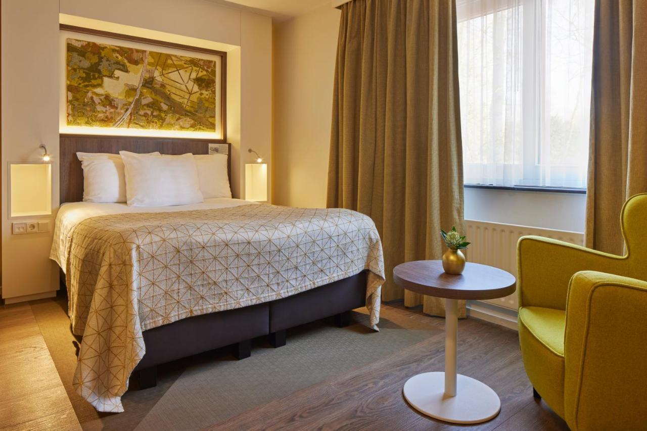 Auberge Du Bonheur Tilburg Eksteriør billede